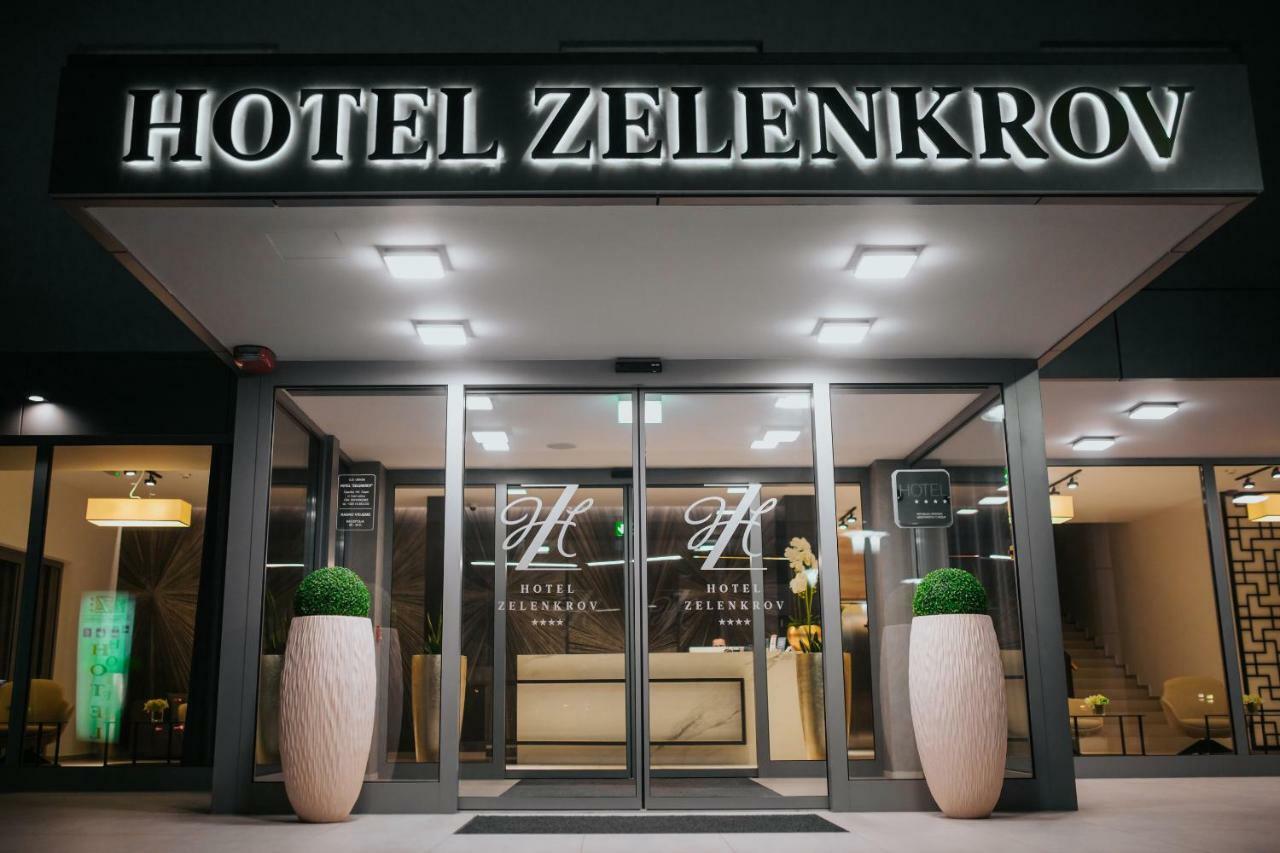 Hotel Zelenkrov Cepin Екстериор снимка